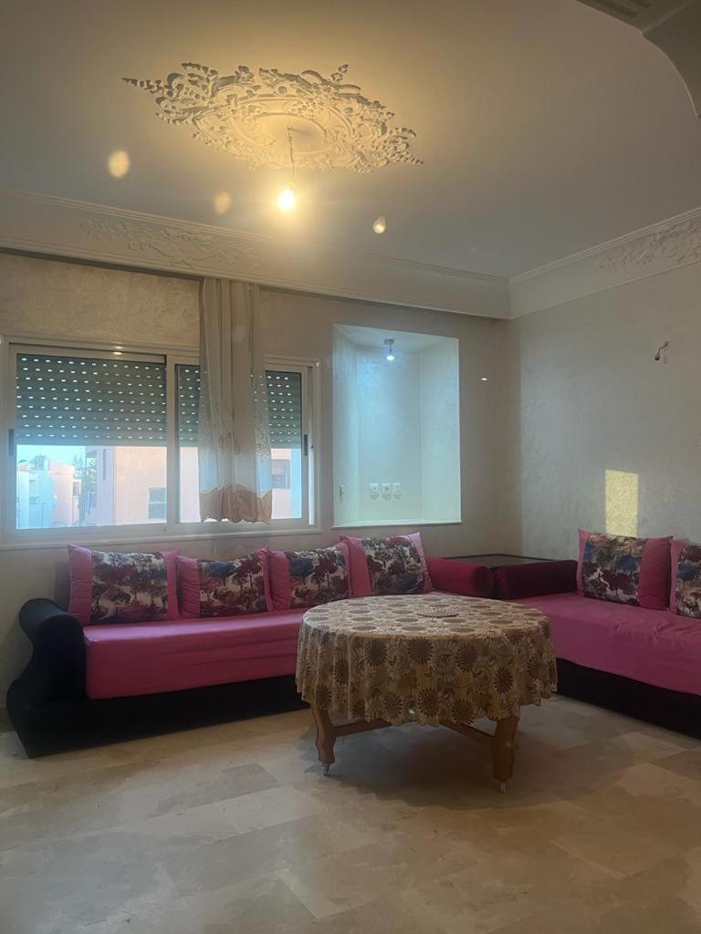 Appartement Avec Piscine Proche De La Plage Mohammedia Exterior photo